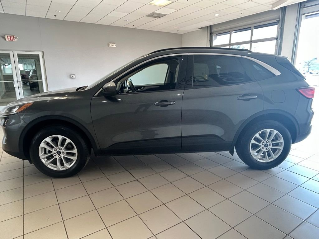 2020 Ford Escape SE photo 4