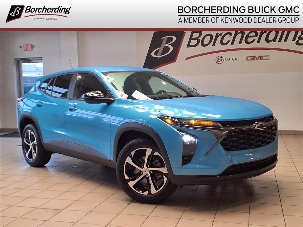 2025 Chevrolet Trax RS's photo