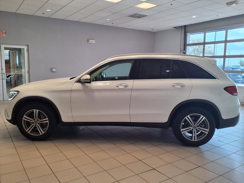 2021 Mercedes Benz GLC 300 4MATIC photo 3