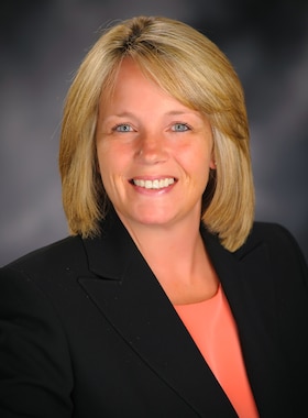 Staff member Lori Worley from ID_9b08c44191dd