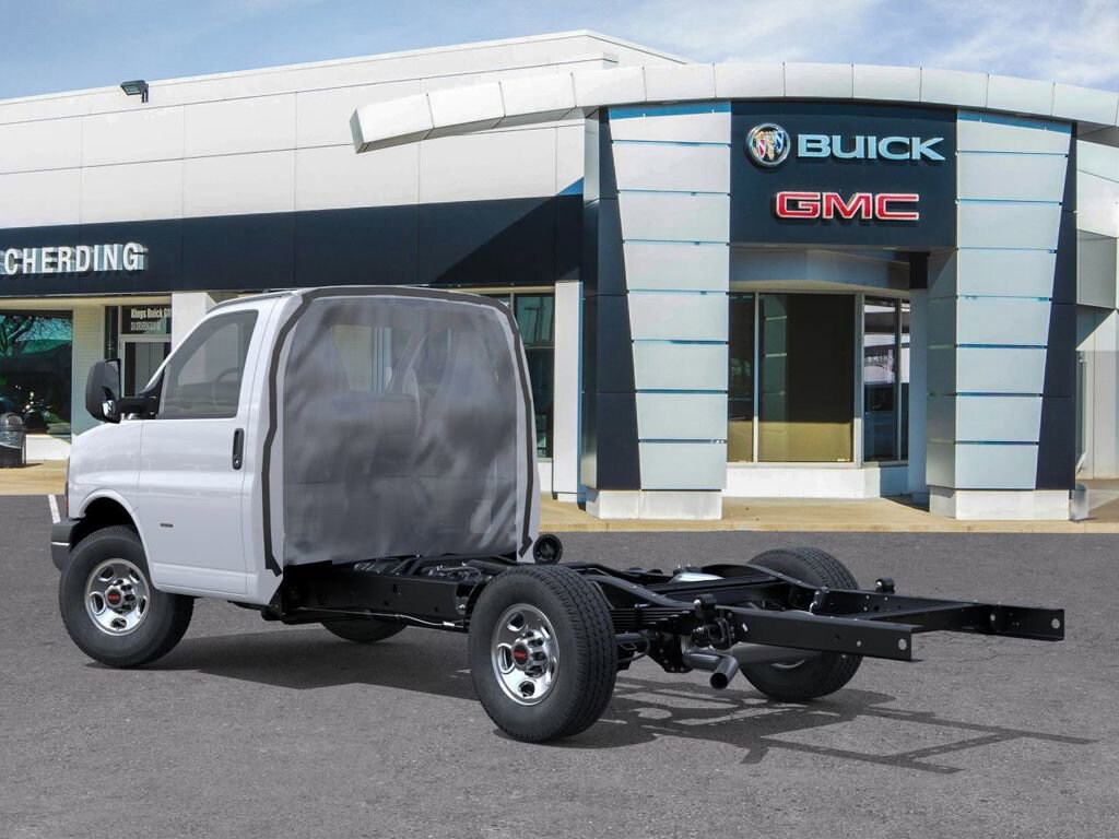 New 2025 GMC Savana Cutaway 3500 1WT Cutaway Van