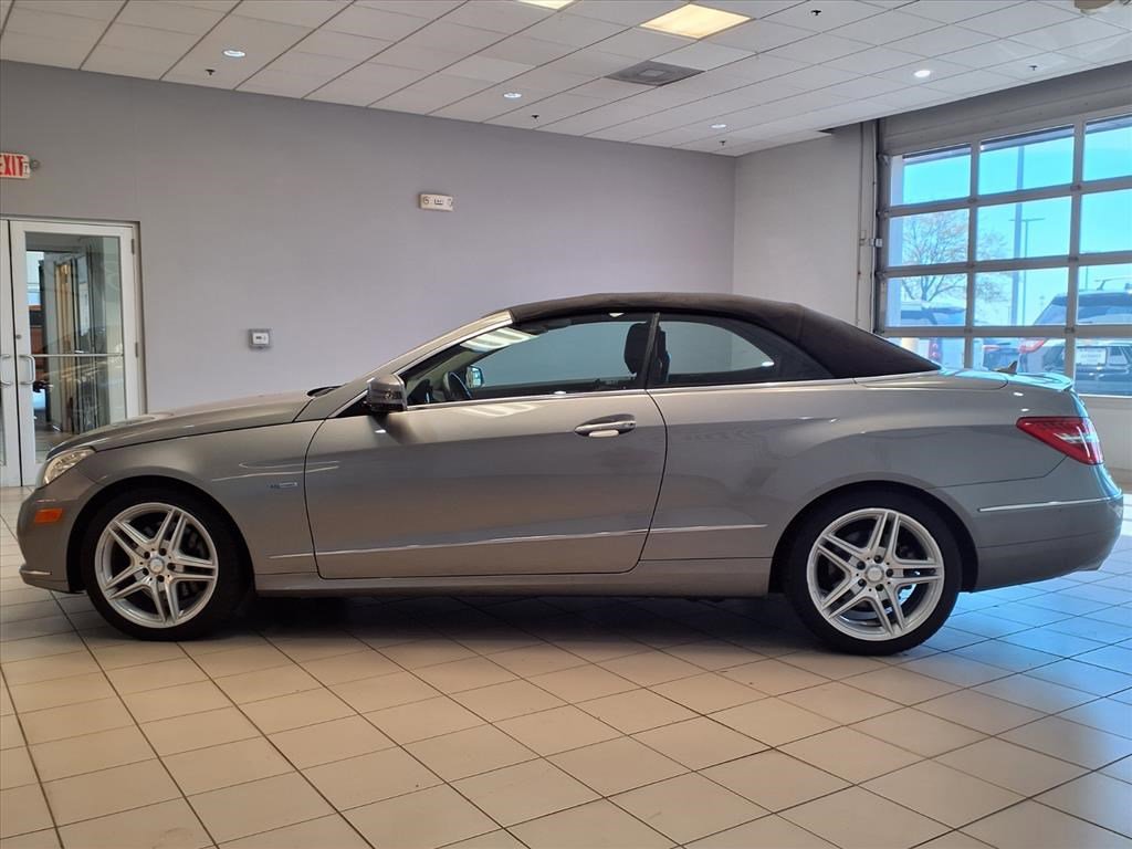 2012 Mercedes Benz E 350 Cabriolet photo 3
