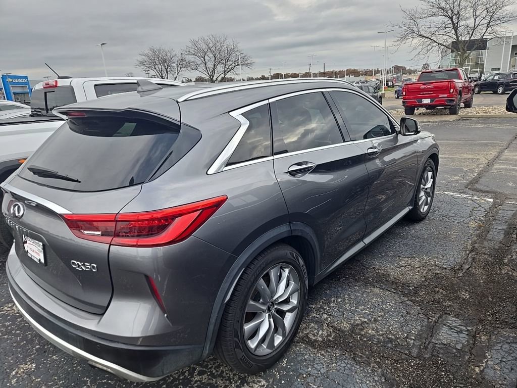 2019 Infiniti QX50 PURE photo 3