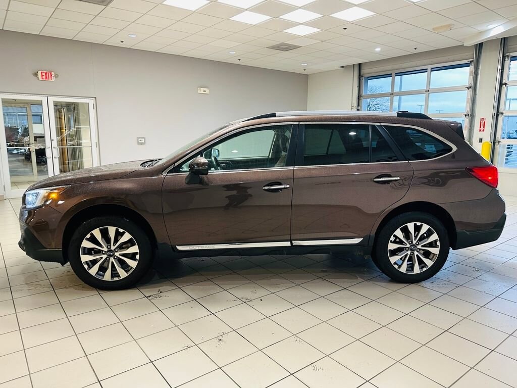 Used 2019 Subaru Outback 2.5i Touring SUV