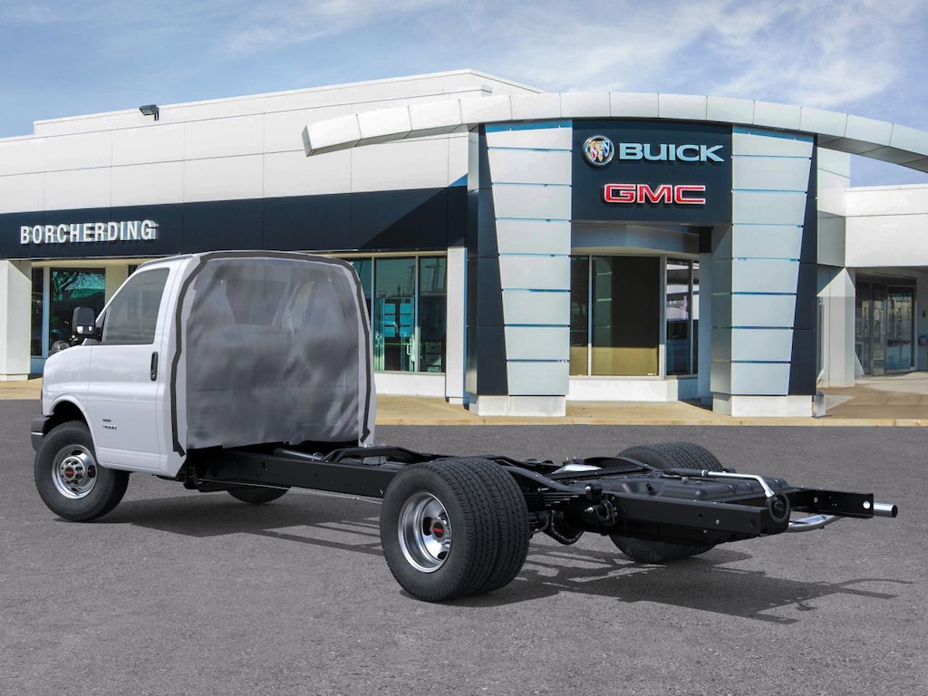 New 2025 GMC Savana Cutaway 4500 2WT Cutaway Van