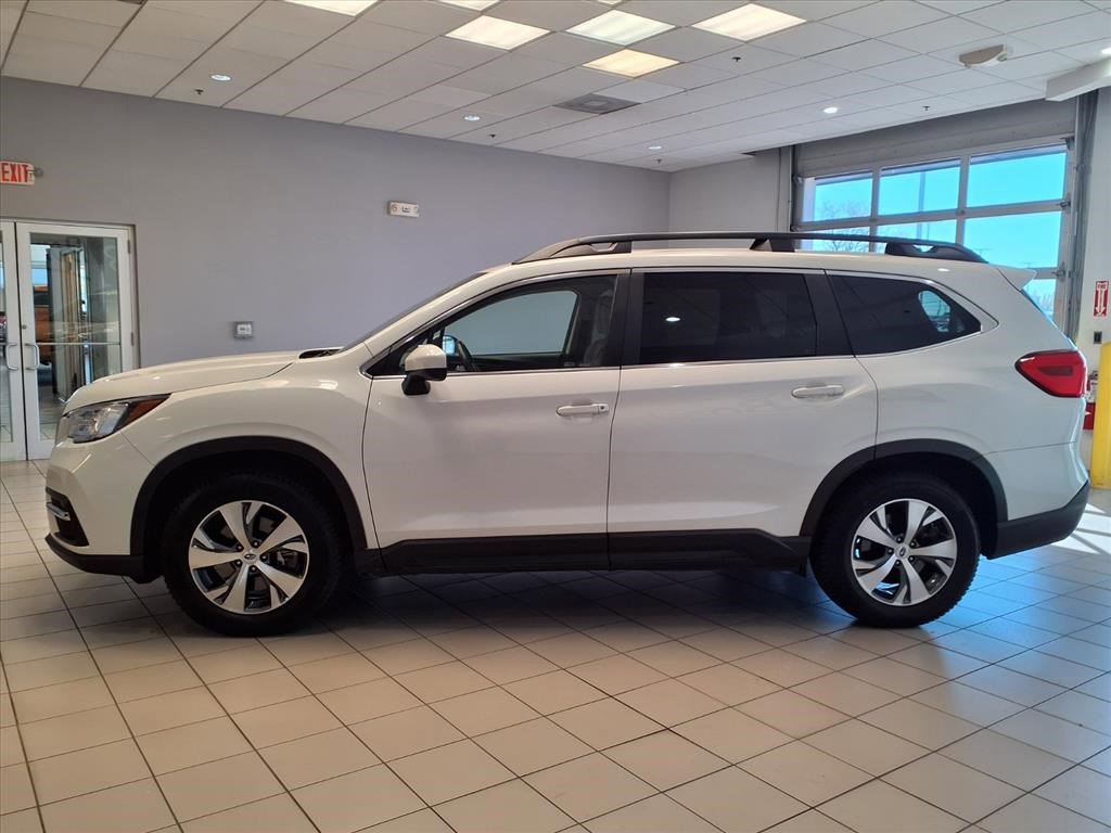 2022 Subaru Ascent Premium photo 2