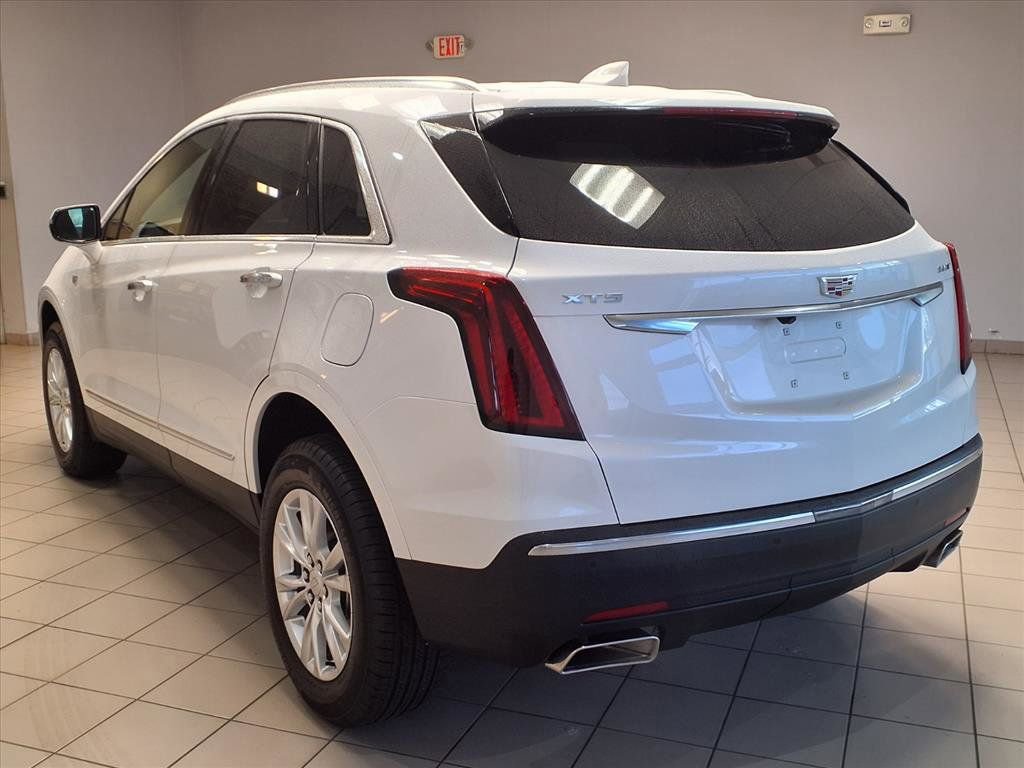 2025 Cadillac XT5 Luxury photo 4