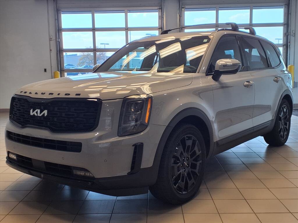 2022 Kia Telluride SX photo 2
