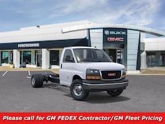 2025 GMC Savana Cutaway 4500 2WT Cutaway Van