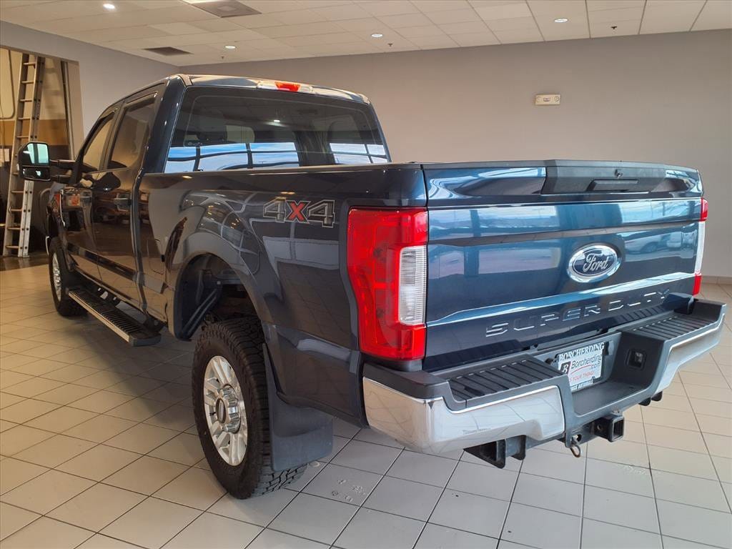 Used 2019 Ford F-250 XL Truck Crew Cab