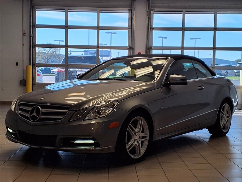 2012 Mercedes Benz E 350 Cabriolet photo 2