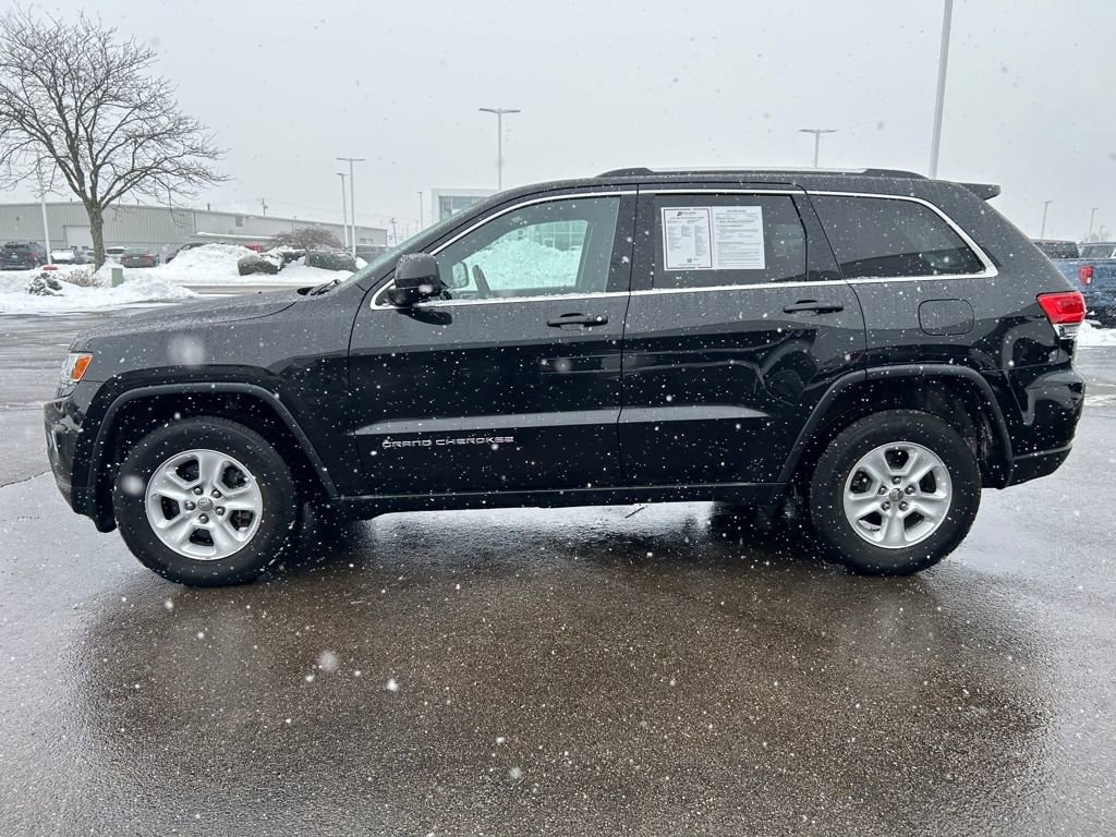 Used 2016 Jeep Grand Cherokee Laredo SUV
