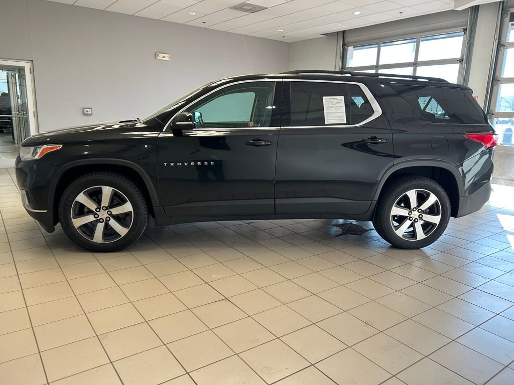 Used 2021 Chevrolet Traverse LT Leather SUV
