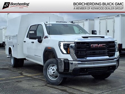 2025 GMC Sierra 3500 HD Chassis Cab Pro Truck