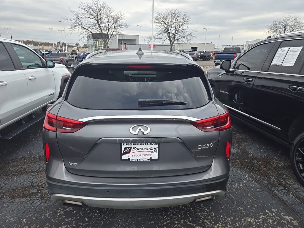 2019 Infiniti QX50 PURE photo 2