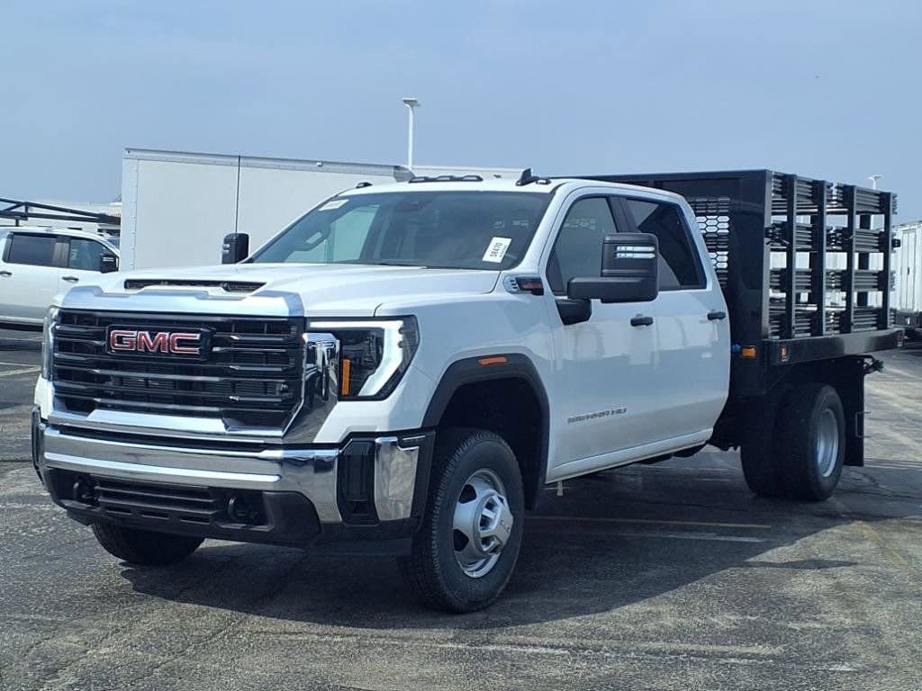 New 2025 GMC Sierra 3500 HD Chassis Cab Pro Truck
