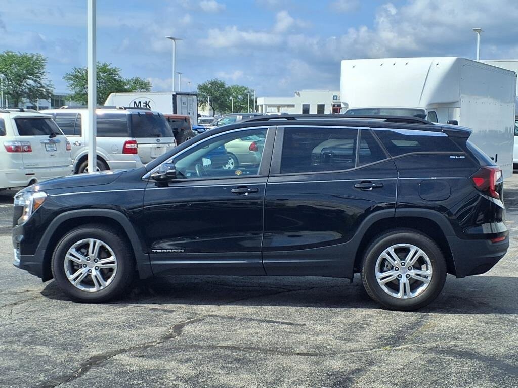 2022 Gmc Terrain SLE photo 3