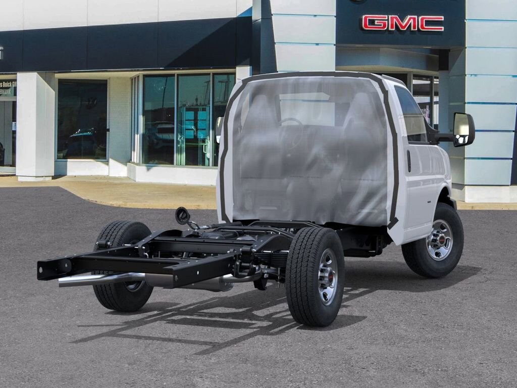 New 2025 GMC Savana Cutaway 3500 1WT Cutaway Van