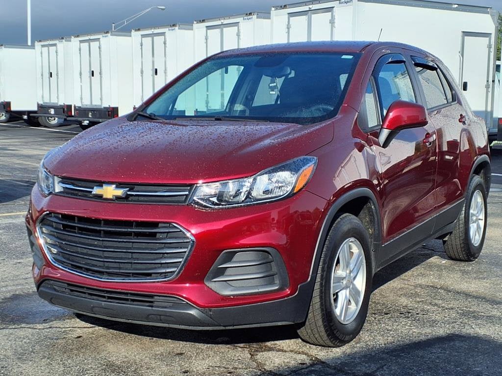 Used 2021 Chevrolet Trax LS with VIN KL7CJNSB4MB353760 for sale in Cincinnati, OH
