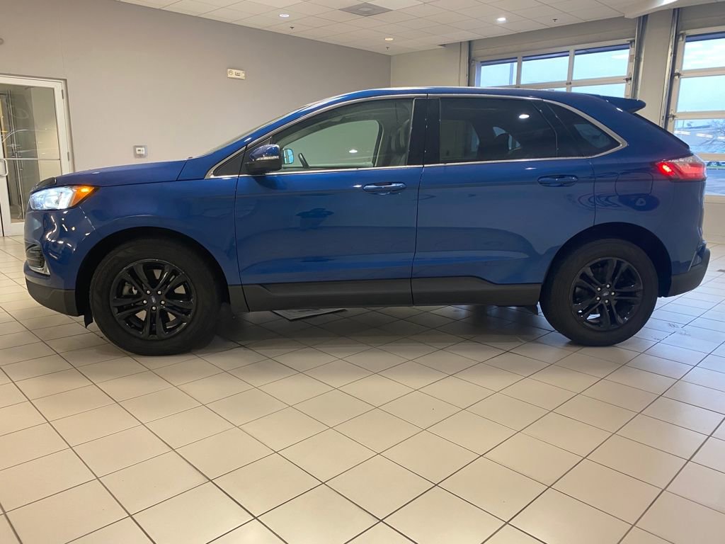 2020 Ford Edge SEL photo 4
