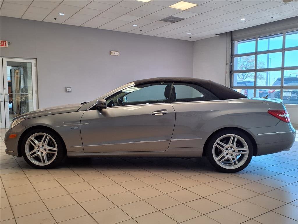 2012 Mercedes Benz E 350 Cabriolet photo 3