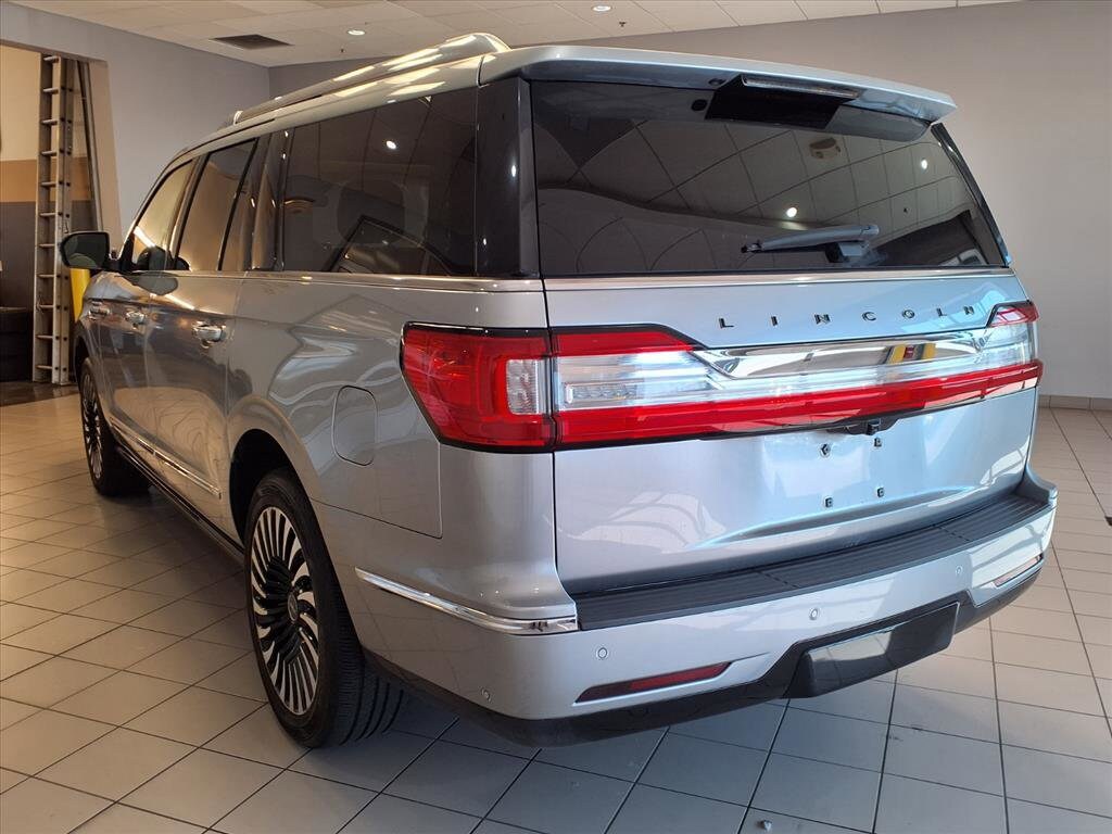 2020 Lincoln Navigator Black Label photo 4