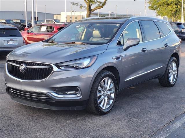 Used 2020 Buick Enclave Premium with VIN 5GAEVBKW6LJ320332 for sale in Cincinnati, OH