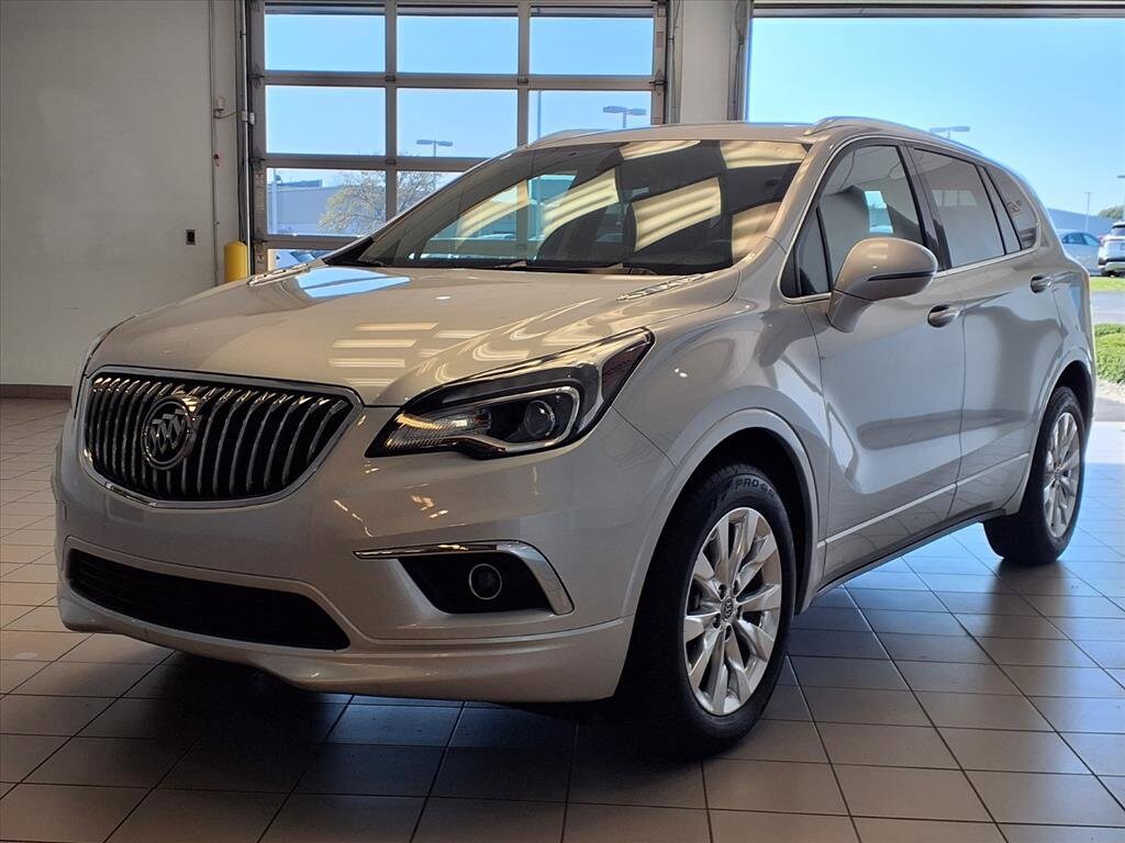 2017 Buick Envision Essence photo 2