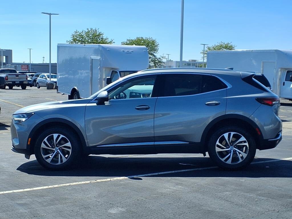 2023 Buick Envision Essence photo 3