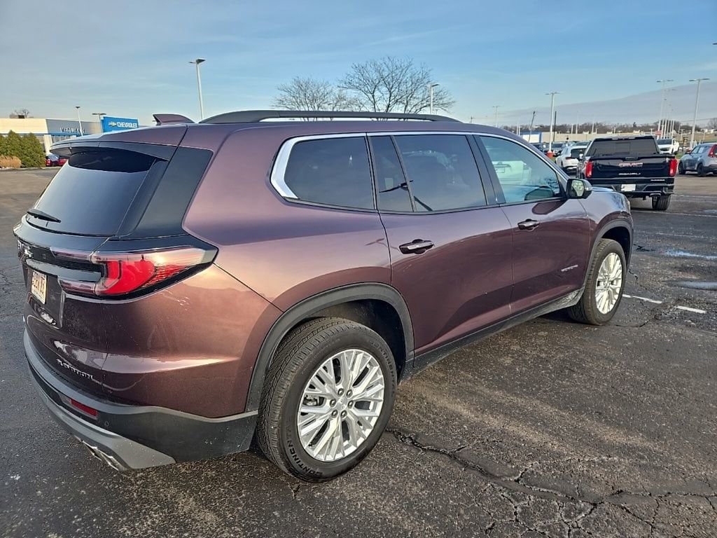 Used 2024 GMC Acadia Elevation SUV