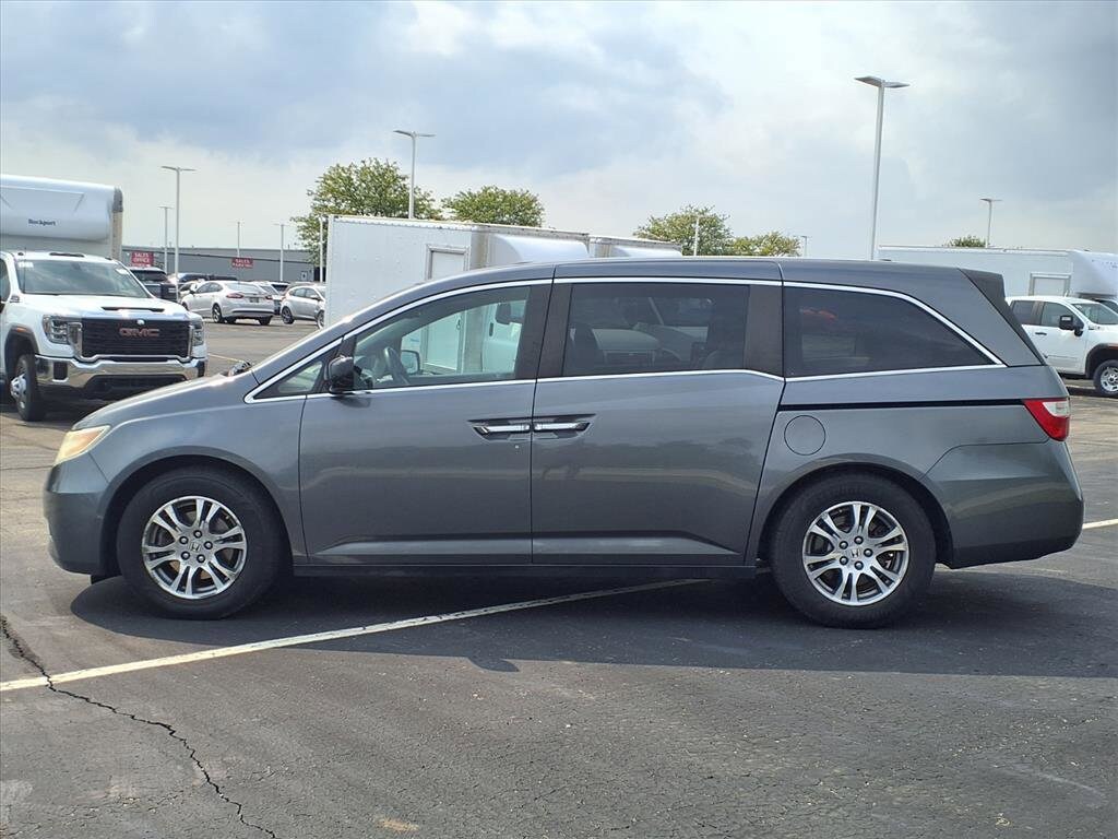 2012 Honda Odyssey EX-L photo 3