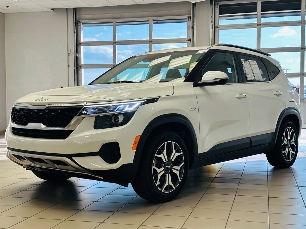 Used 2023 Kia Seltos EX SUV
