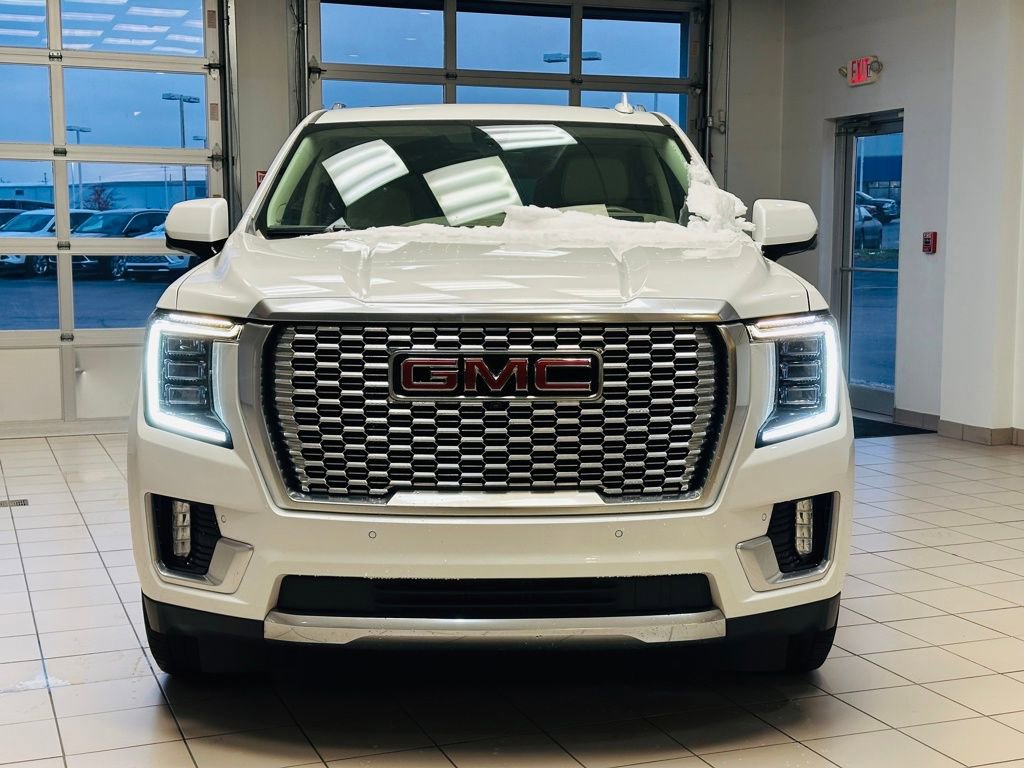 2021 Gmc Yukon XL Denali photo 2