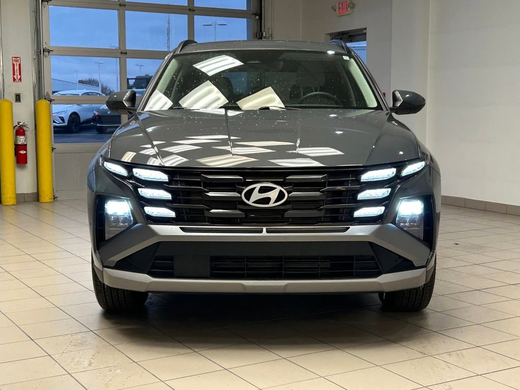 2025 Hyundai Tucson SEL photo 2