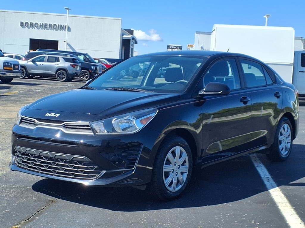 2022 Kia Rio LX photo 2