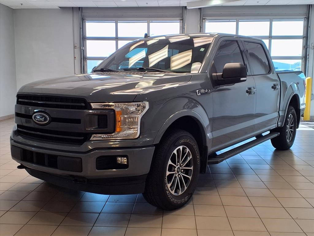 2019 Ford F-150 XLT photo 2
