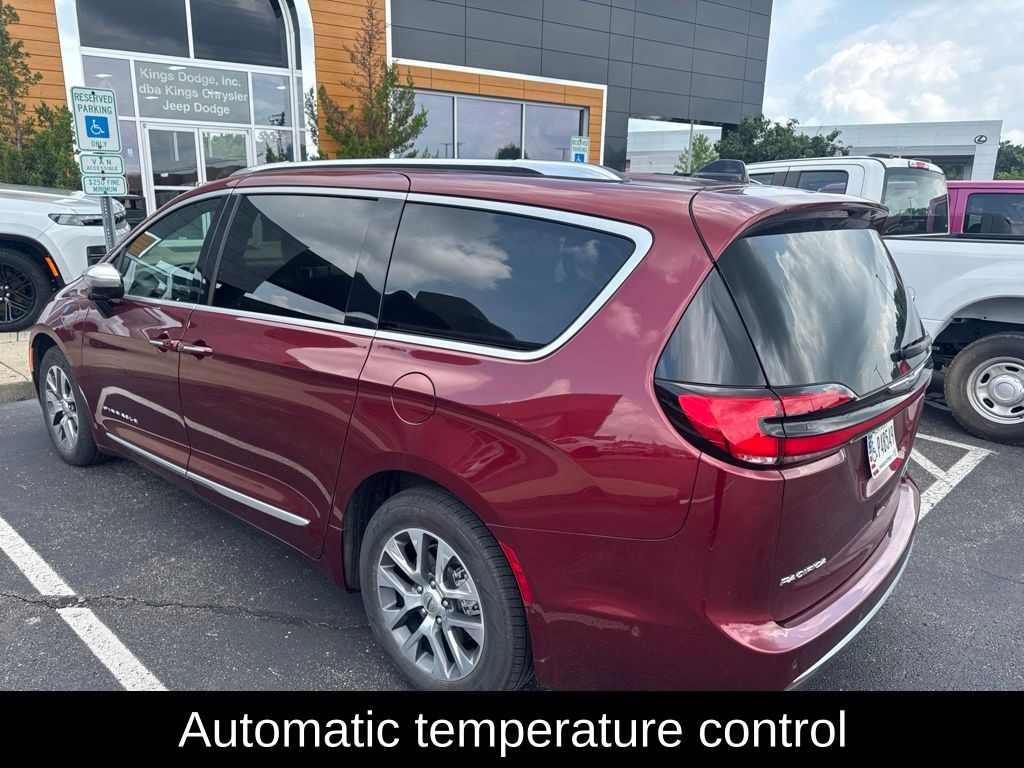 Used 2023 Chrysler Pacifica Plug-In Hybrid Pinnacle Van Passenger Van