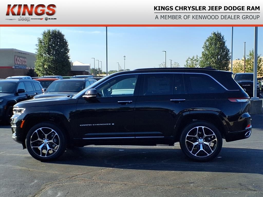 2025 Jeep Grand Cherokee Summit Reserve photo 3