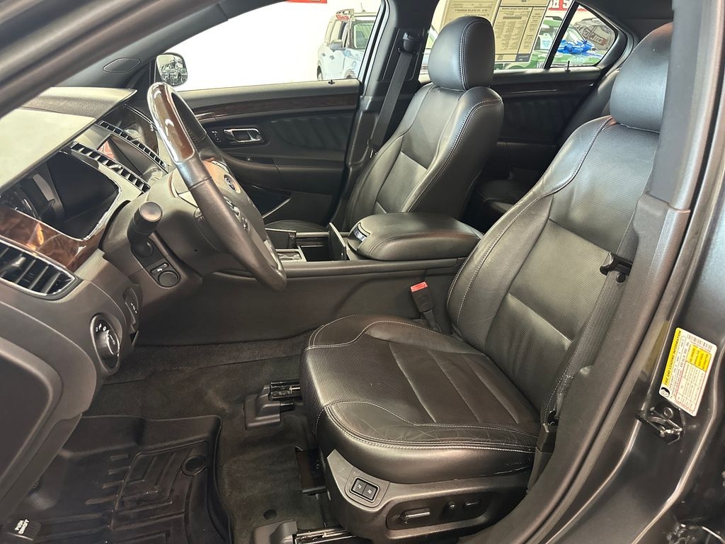 Used 2016 Ford Taurus Limited Sedan