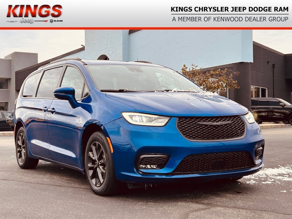 Certified 2021 Chrysler Pacifica Touring Van Passenger Van