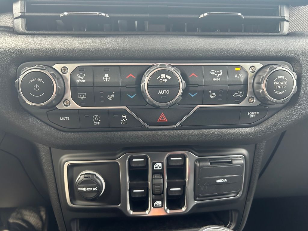 2025 Jeep Wrangler 4-Door Sport S - Photo 15