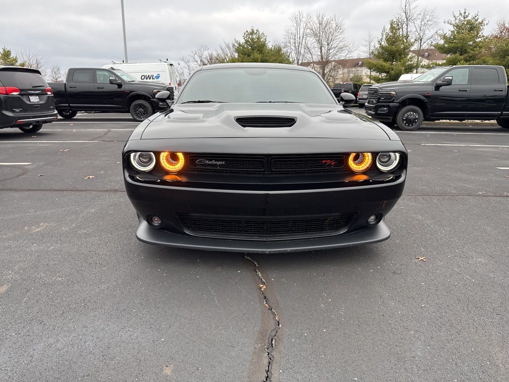 2023 Dodge Challenger R/T Scat Pack photo 2