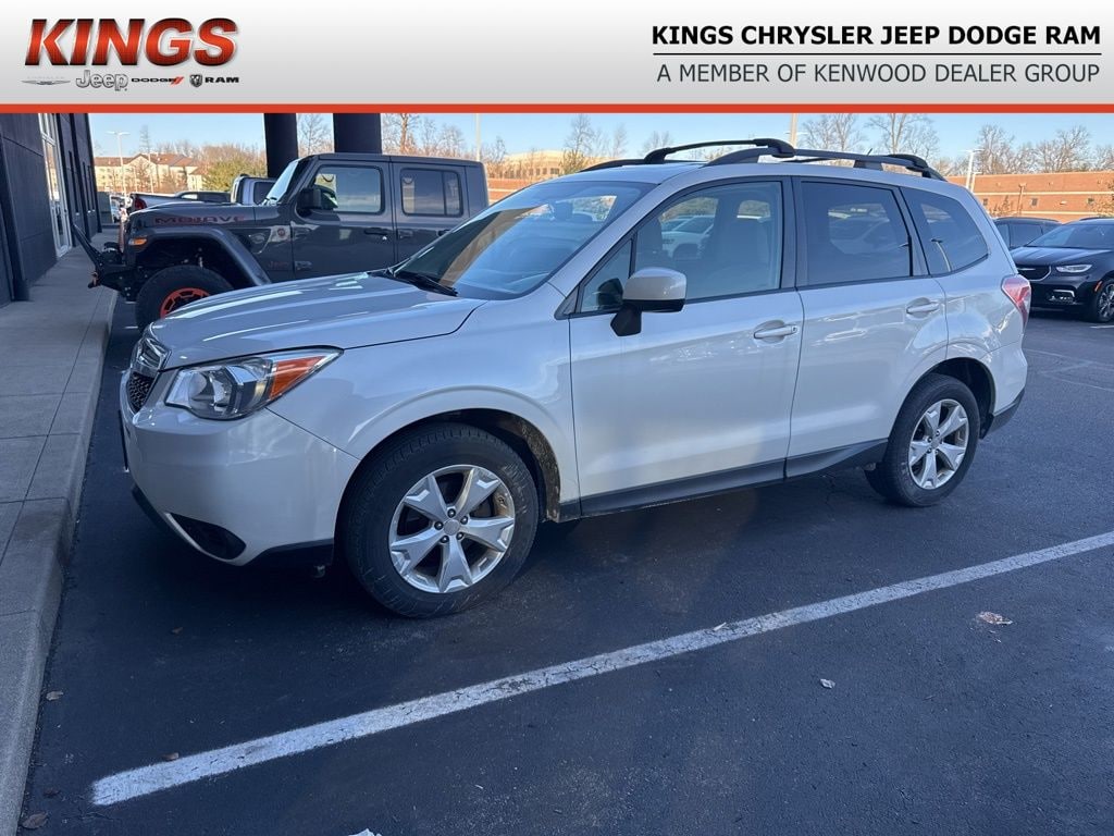Used 2015 Subaru Forester 2.5i Premium (CVT) SUV