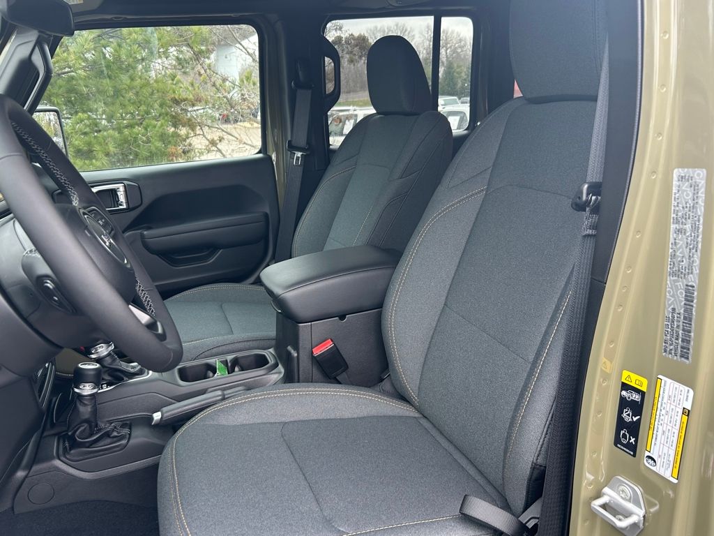 2025 Jeep Wrangler 4-Door Sport S - Photo 18