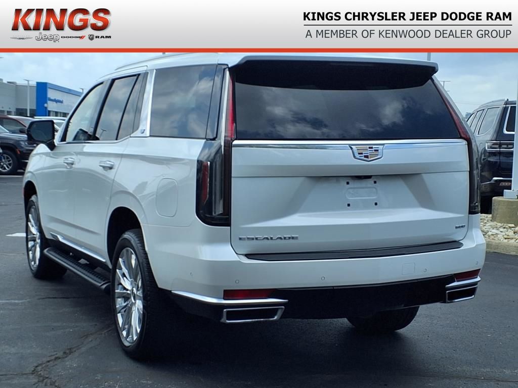 2024 Cadillac Escalade Premium Luxury photo 2