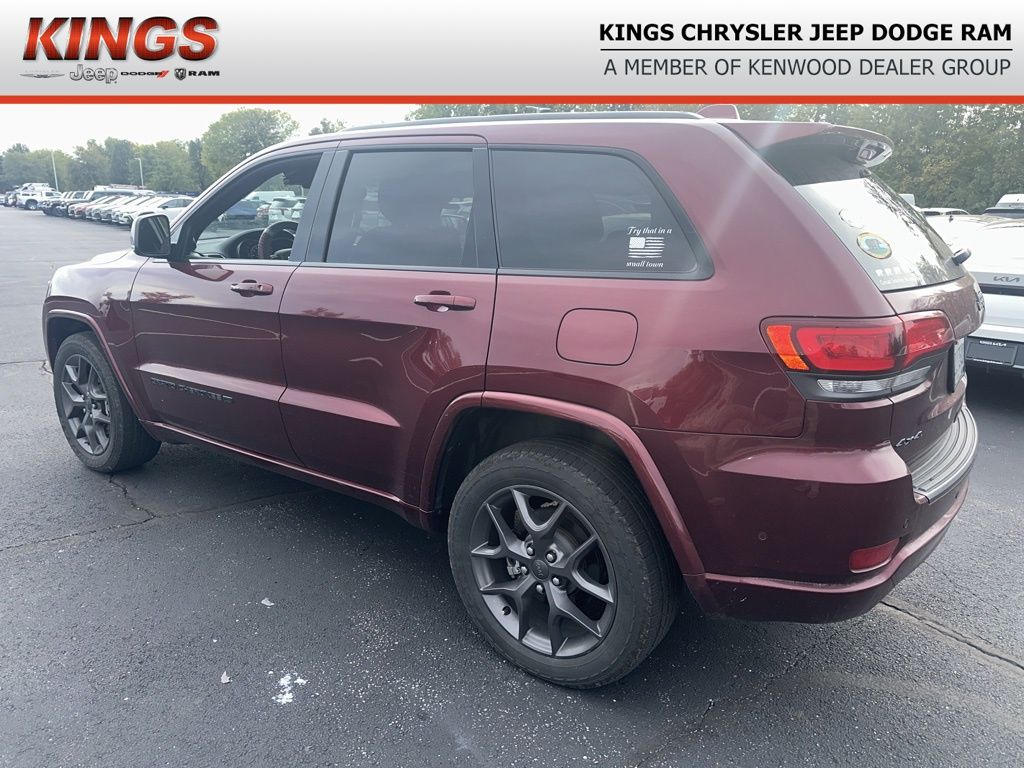 2021 Jeep Grand Cherokee Limited photo 2