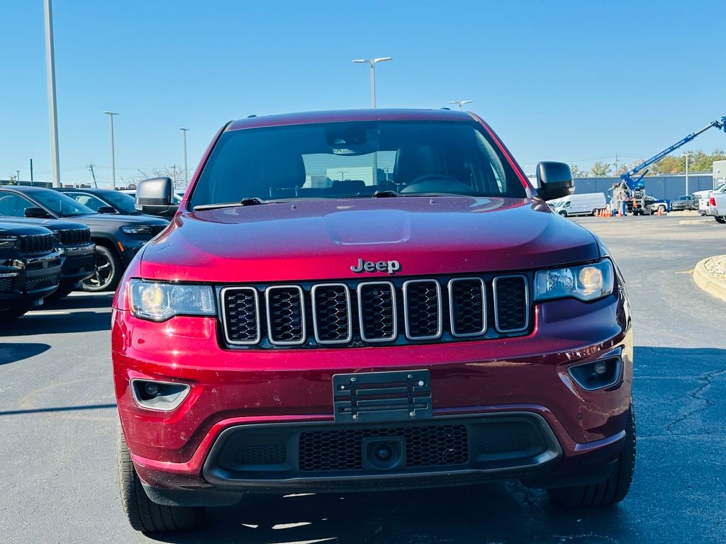 2021 Jeep Grand Cherokee Limited photo 2
