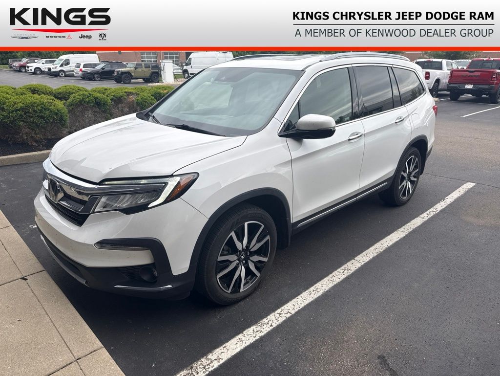 2022 Honda Pilot Touring-7 AWD's photo