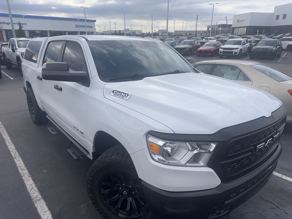 2019 Ram 1500 Tradesman photo 2