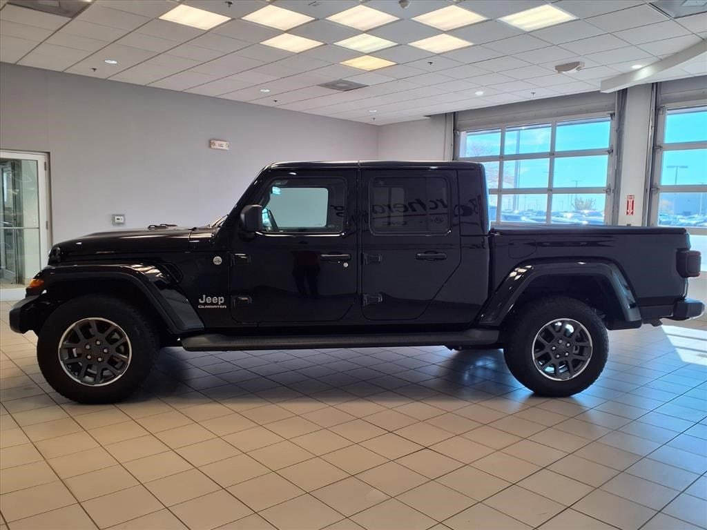 Used 2020 Jeep Gladiator Overland Truck Crew Cab